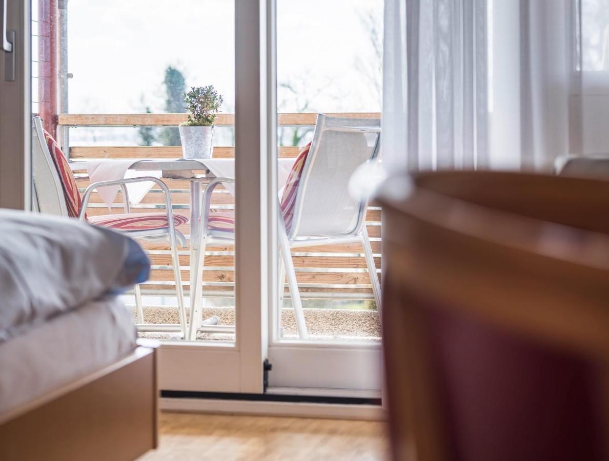 Appartementhotel Roehrenbach Имменштад-ам-Бодензее Экстерьер фото