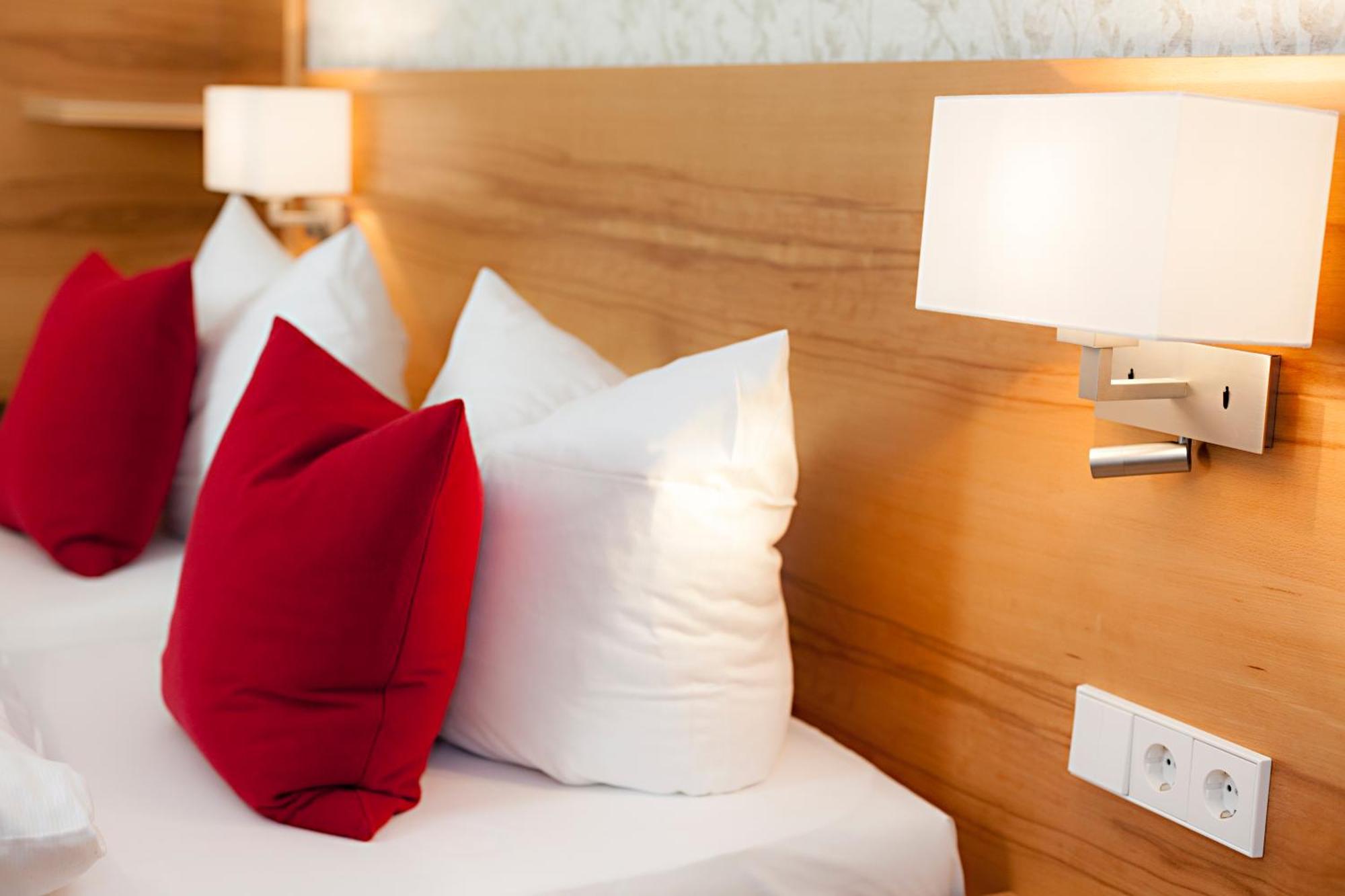 Appartementhotel Roehrenbach Имменштад-ам-Бодензее Экстерьер фото